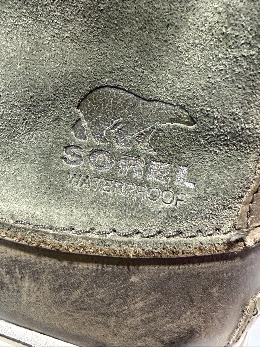 Sorel Cozy Joan in olive green